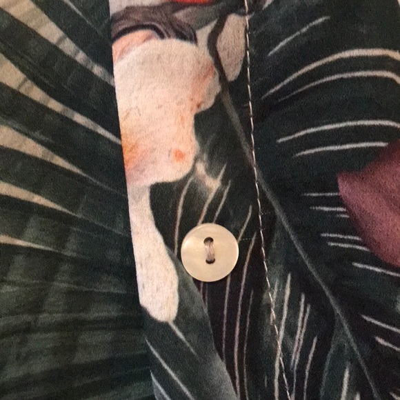 H&M Butterflies & Birds Printed Long sleeve Blouse - Picture 3 of 7